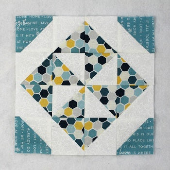 pinwheel variation quilt block
