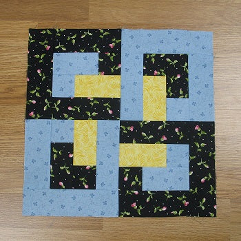 interlocking o's quilt block