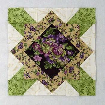 joyce's mystery quilt block