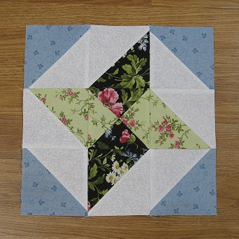 wandering star quilt block